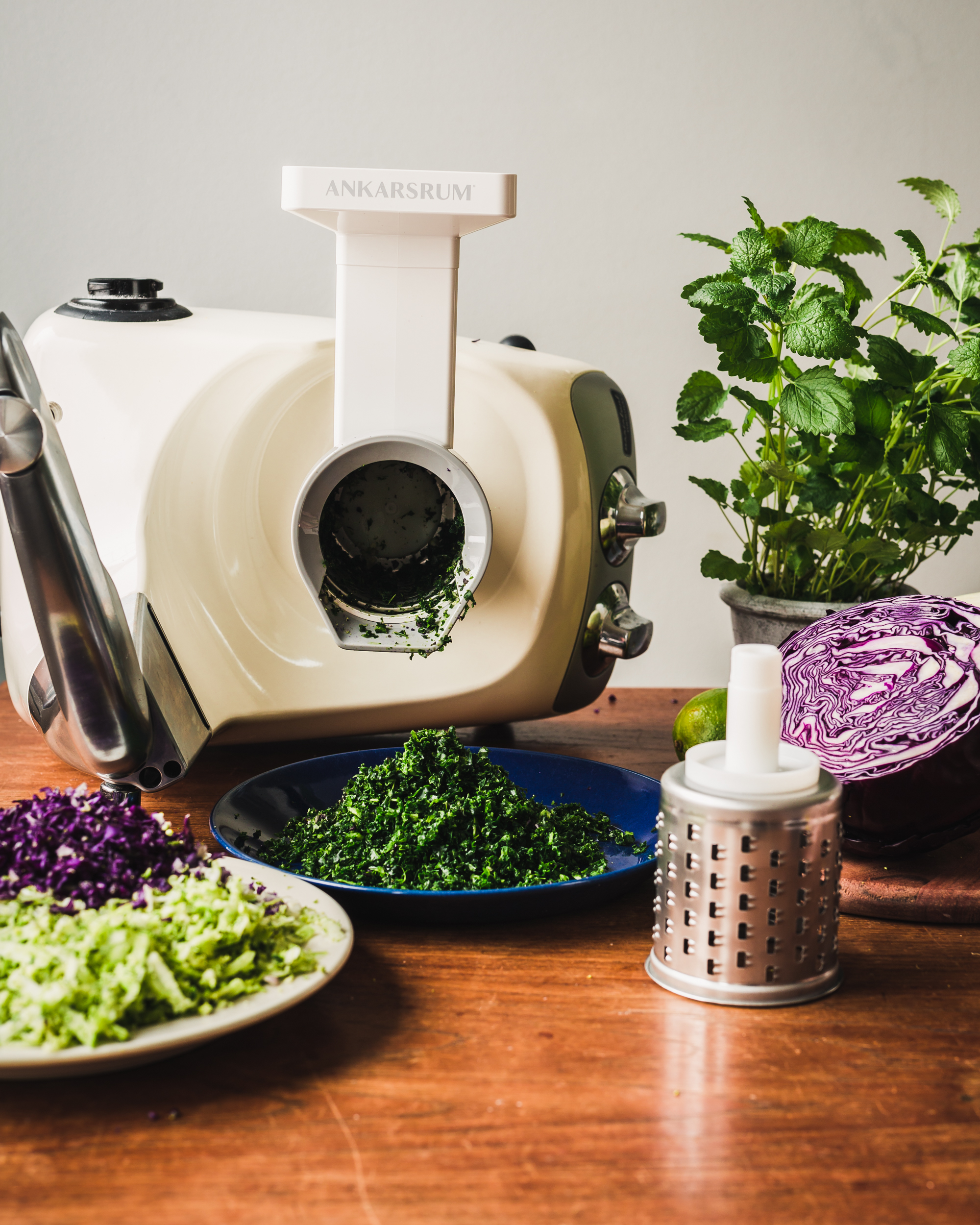 Ankarsrum Food Processor/Vegetable Cutter